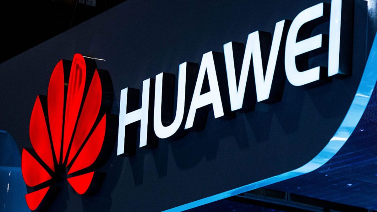 Huawei declară că va atinge venituri în valoare de 100 de miliarde de dolari pentru anul 2018