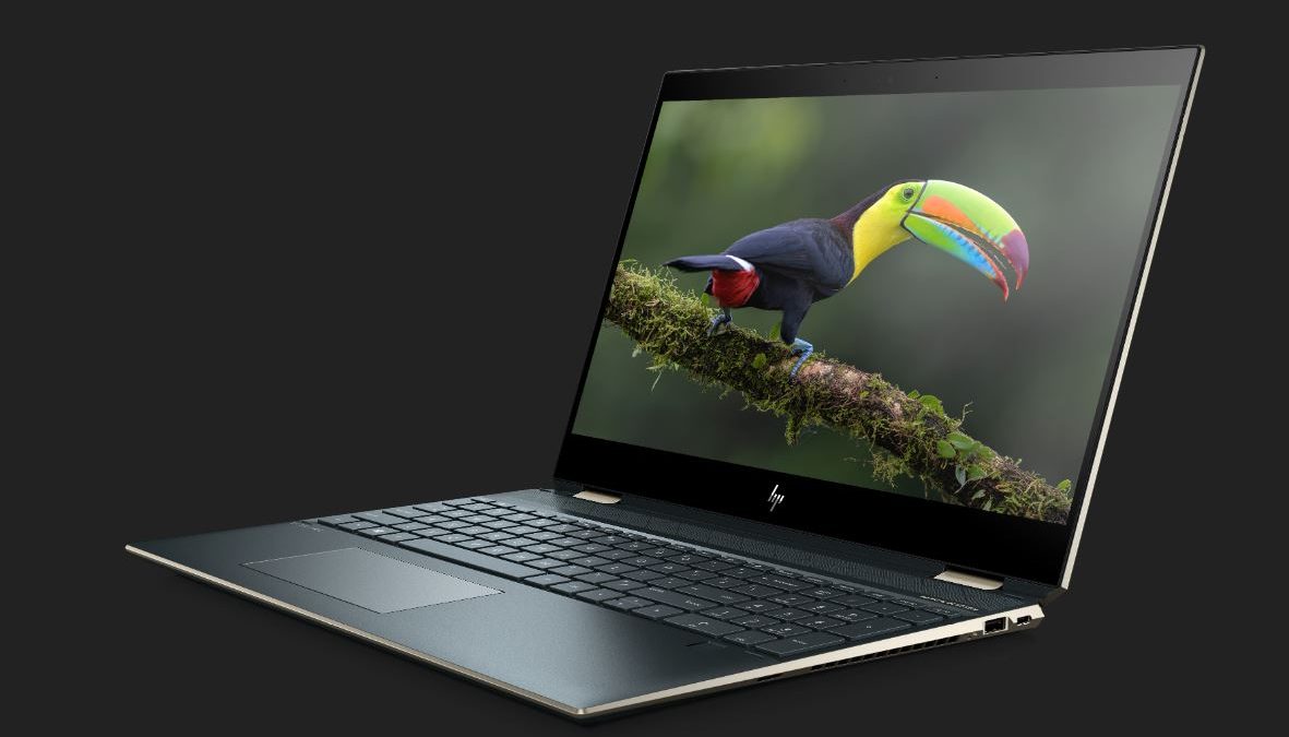Noile modele HP Spectre x360 si HP Envy vor avea ecrane AMOLED