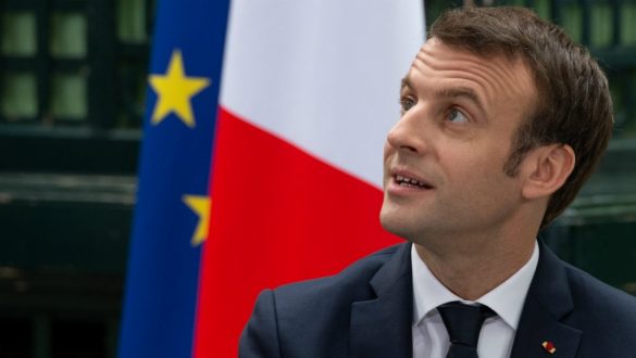 macron,blockchain,gaming,pc,samsung,crypto