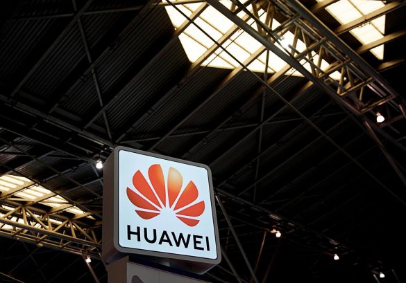 Huawei acuza Fedex ca le-au redirectionat pachete spre SUA