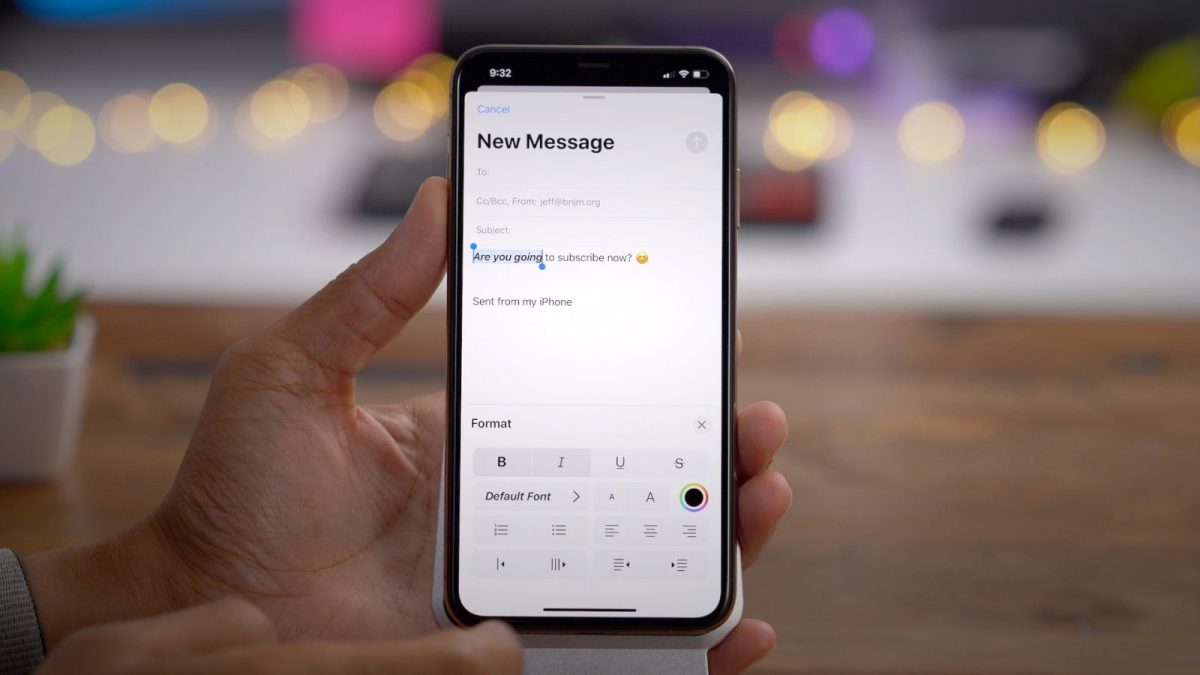 Apple iPhone este in pericol de hacking prin aplicatia Mail