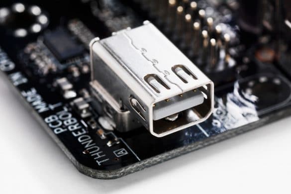 Un defect recent descoperit care nu poate fi reparat permite hackerilor accesul in computerele de ultima generatie