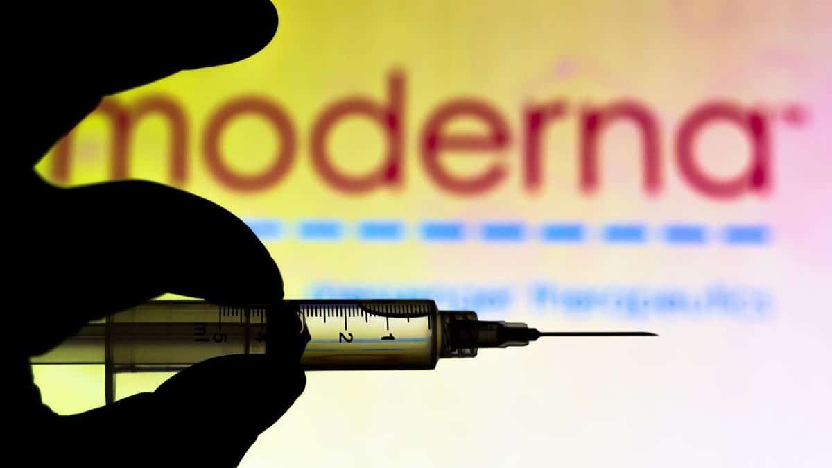 Vesti bune! Vaccinul Covid-19  dezvoltat de compania Moderna are o eficienta de 95%